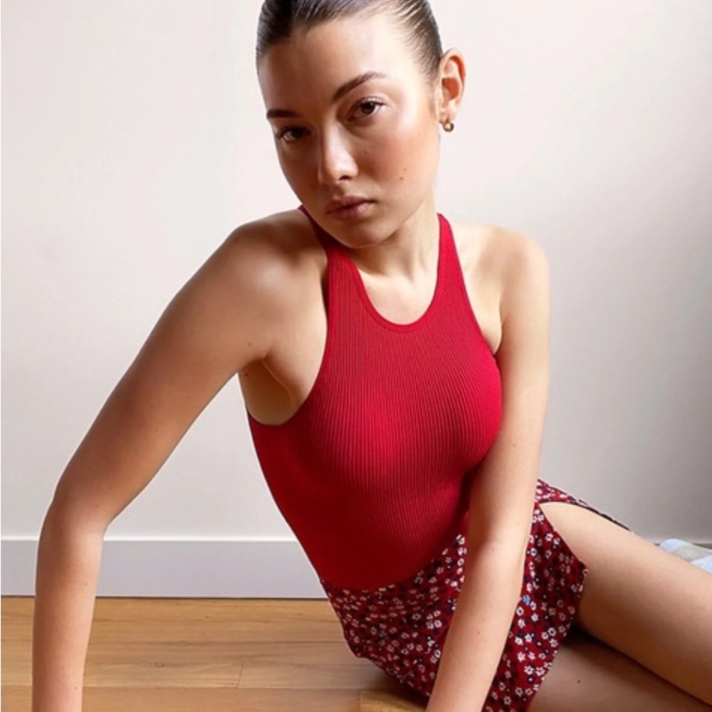 Aritzia Sunday Best Red Ribbed Bodysuit Moxie Blossom/Red